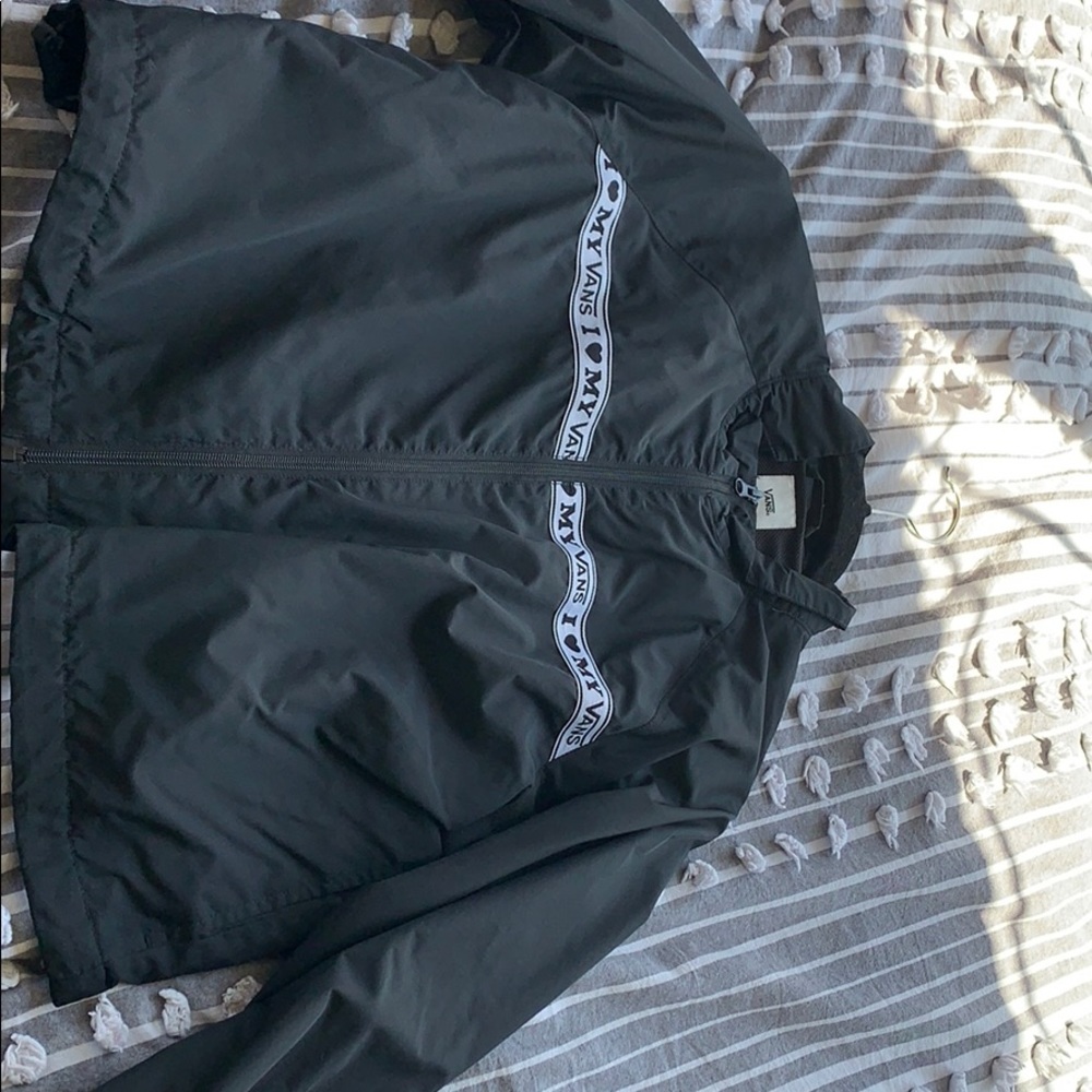 I 🖤 my vans windbreaker